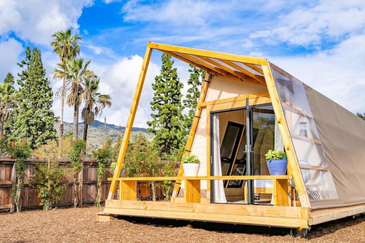 Hotel Glamping In The Urban à Glendora Extérieur photo