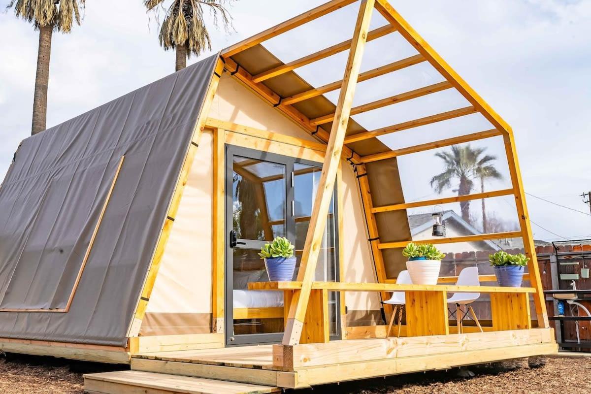 Hotel Glamping In The Urban à Glendora Extérieur photo